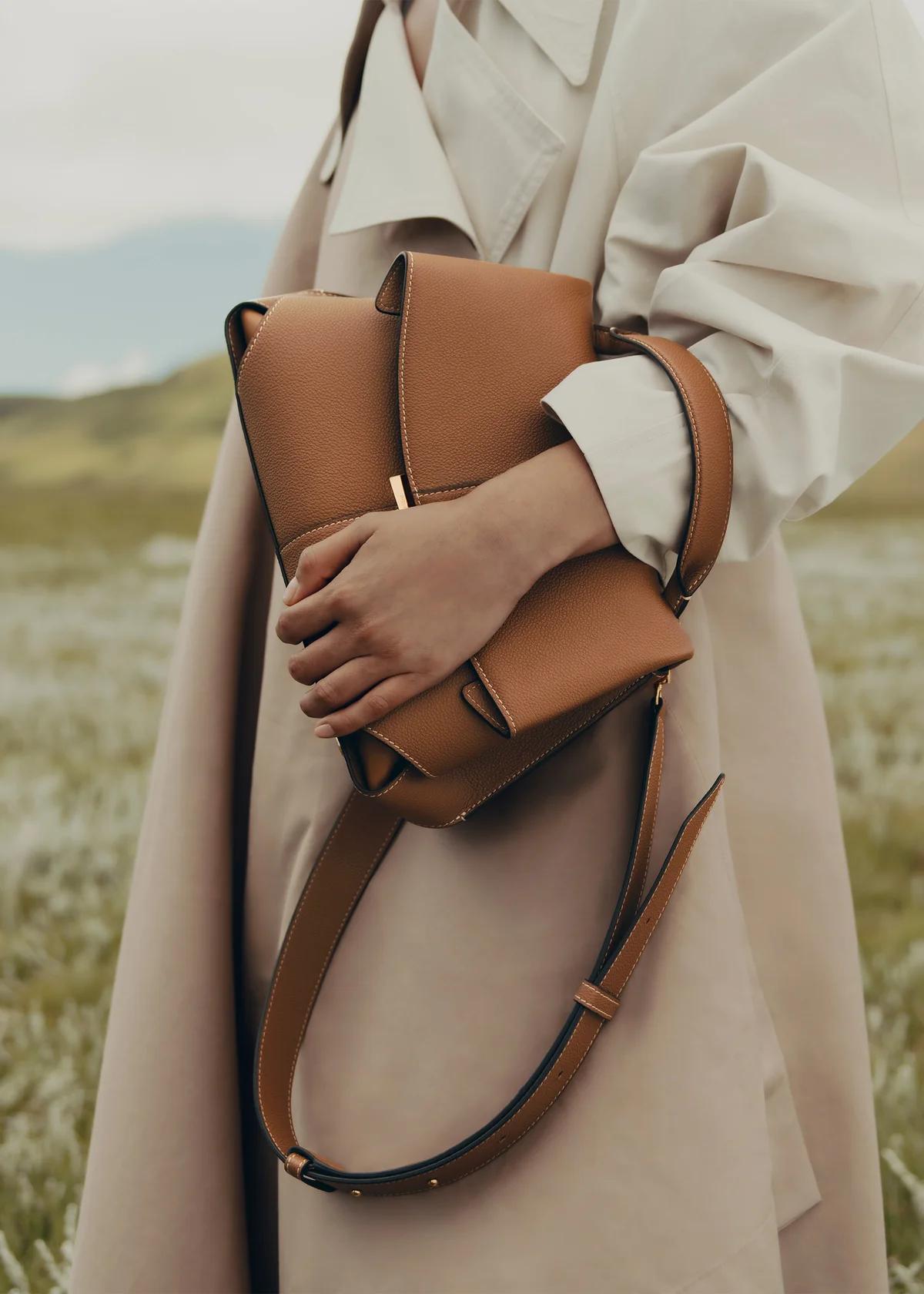 Aria-Tasche