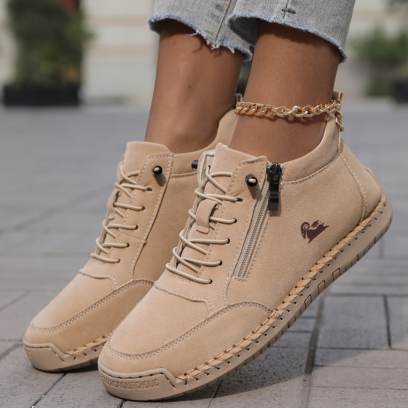 Mila™ – Bequeme orthopädische Sneakers + Reißverschluss