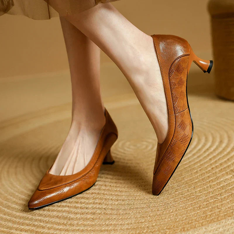 Belle Pumps aus echtem Leder