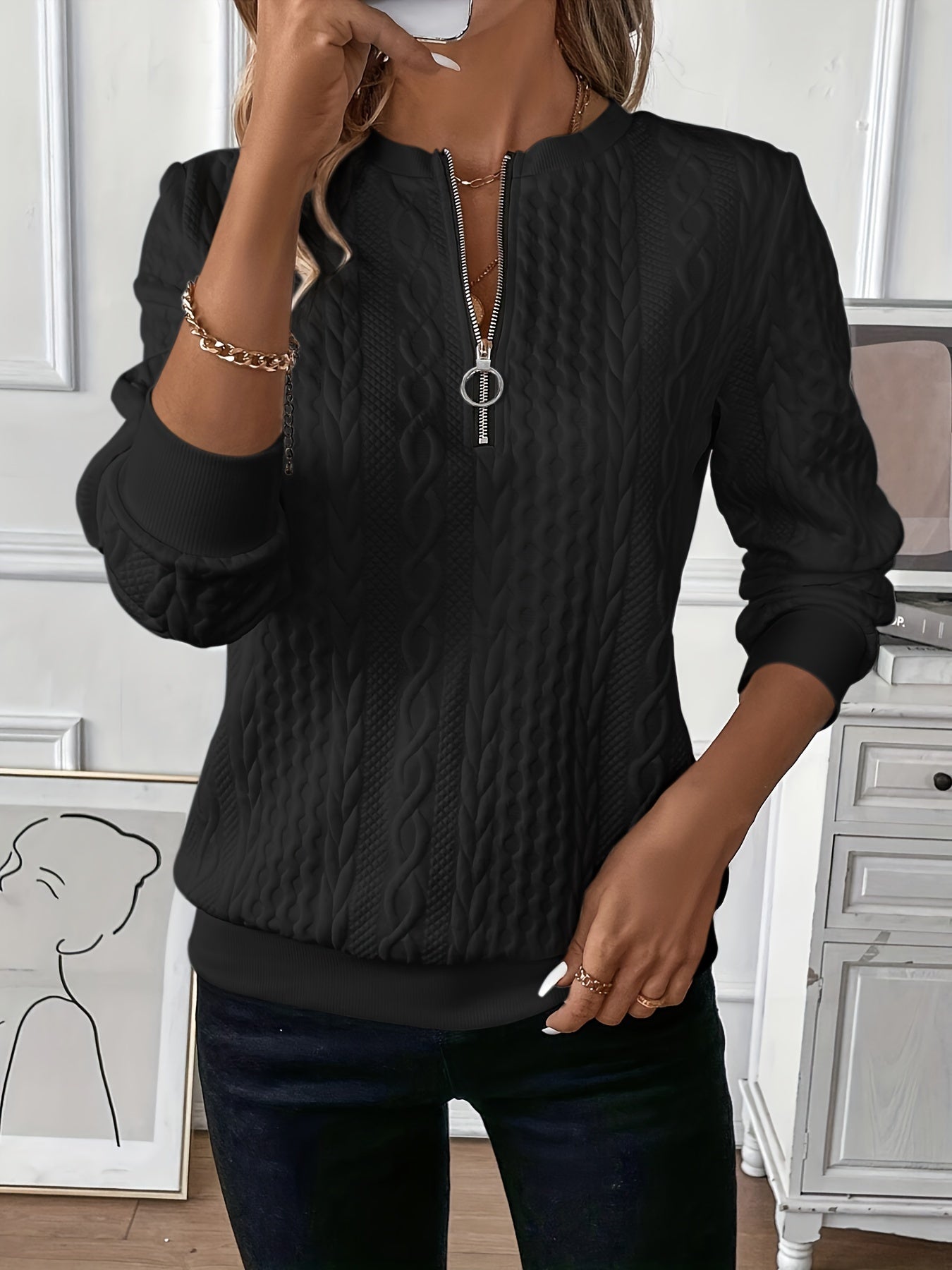 Amalie – Damen Strickpullover mit Zopfmuster und Reißverschluss