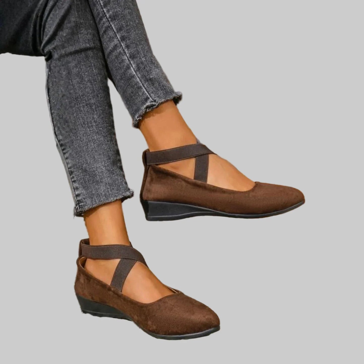 ANGELA | Geschlossene und bequeme Keilabsatzschuhe