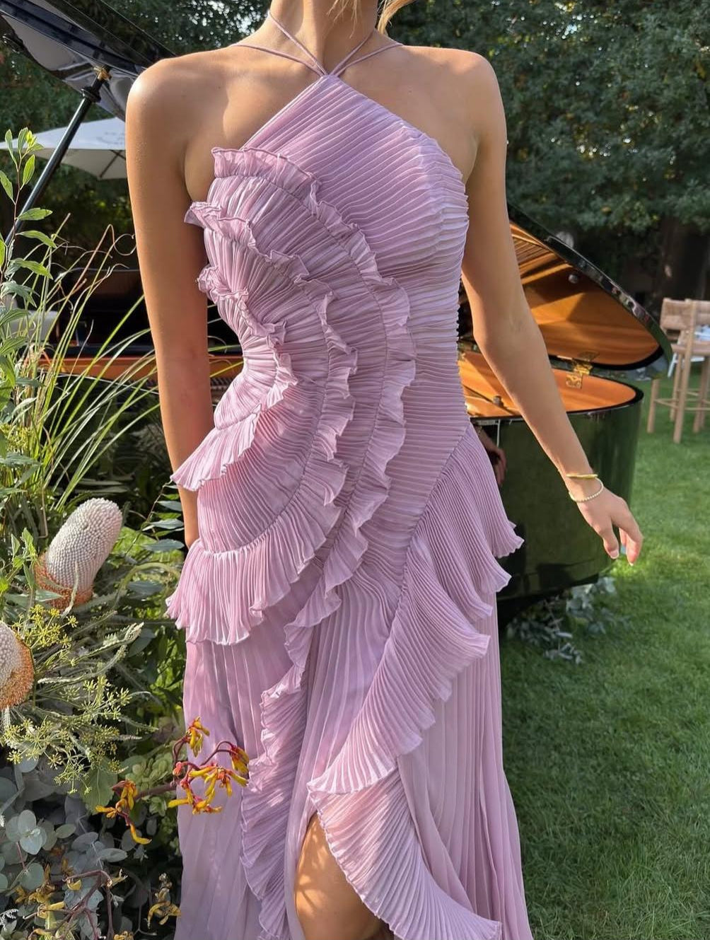 Lavendelfarbenes Imperiales Kleid | Romantische Eleganz mit Bewegung