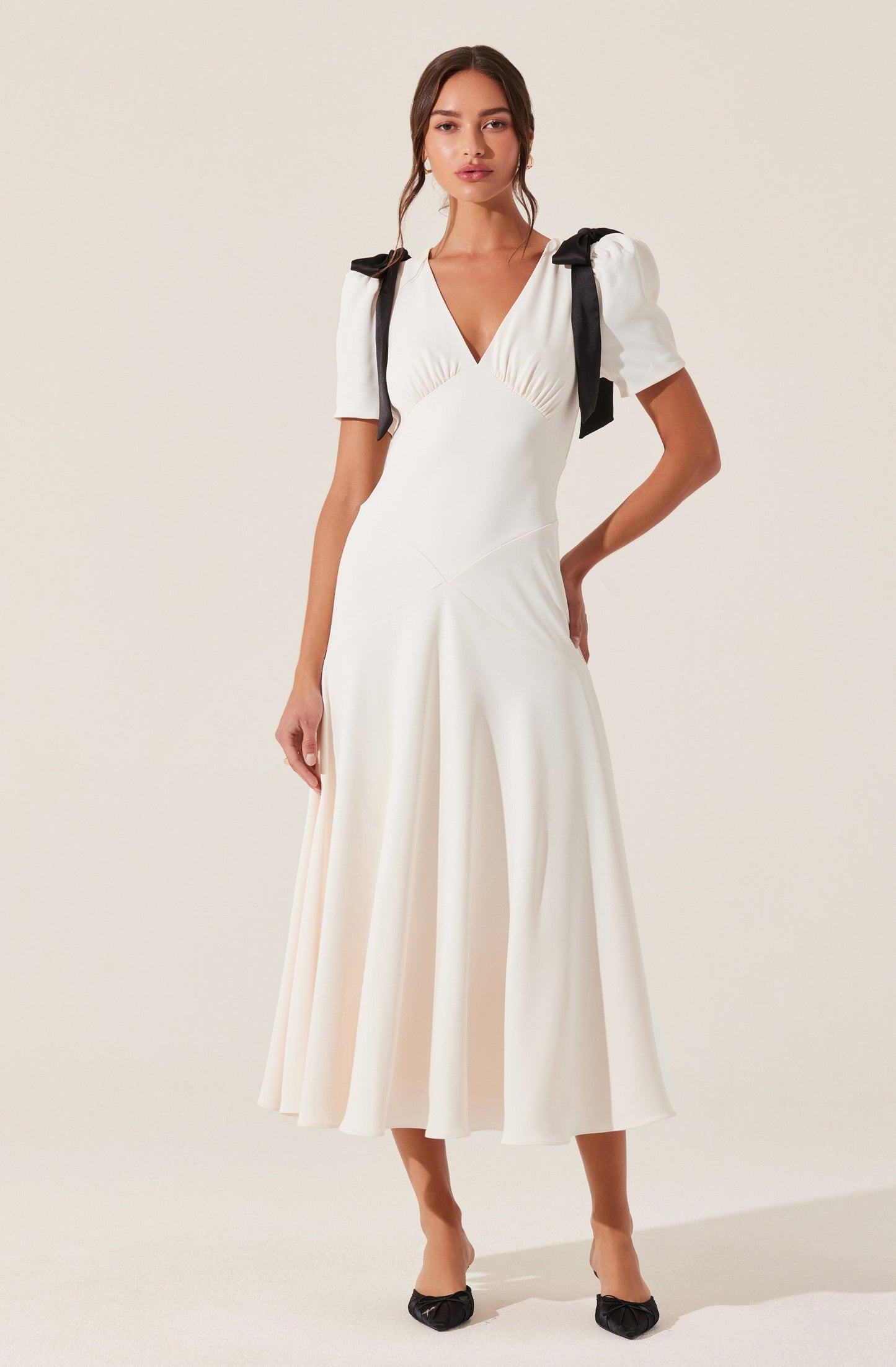 Kleid Celia™ | Klassische Eleganz mit modernem Twist