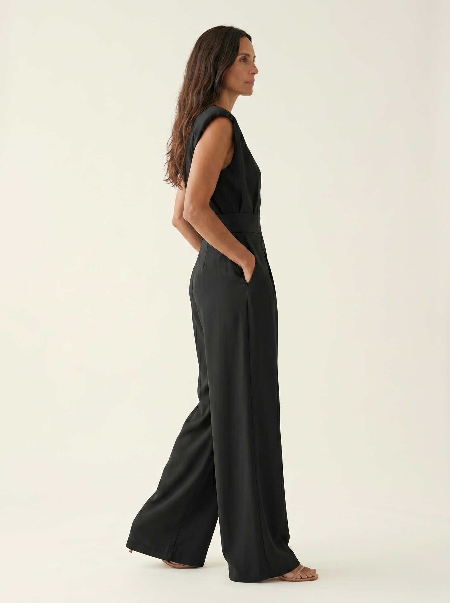 Valeria™ | Minimalistisches Set mit Gürtel, das Ihren Stil definiert