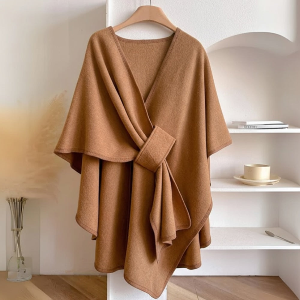 Aurora™️ – Umhüllender Poncho zeitloser Eleganz