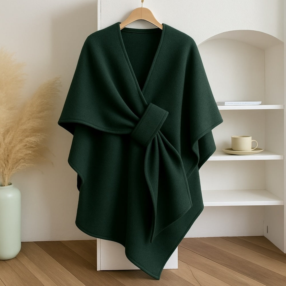 Aurora™️ – Umhüllender Poncho zeitloser Eleganz