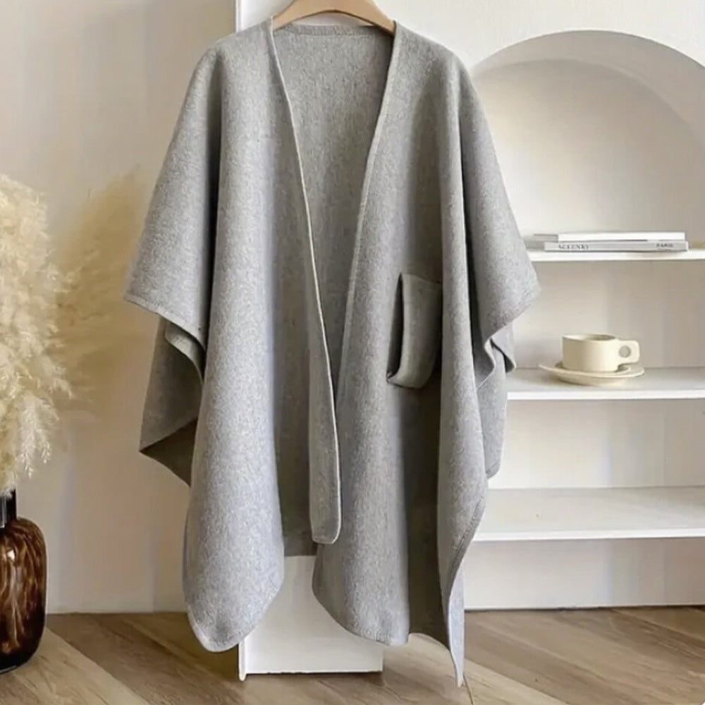 Aurora™️ – Umhüllender Poncho zeitloser Eleganz