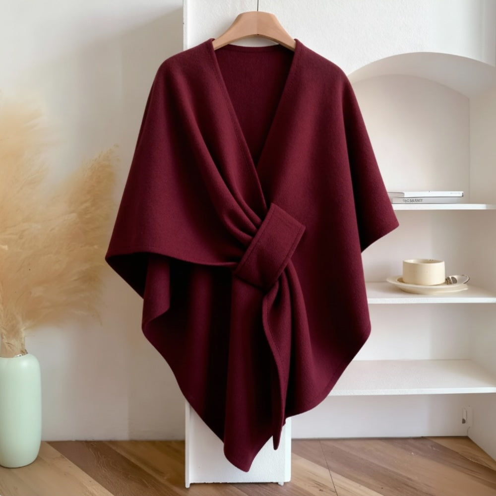 Aurora™️ – Umhüllender Poncho zeitloser Eleganz