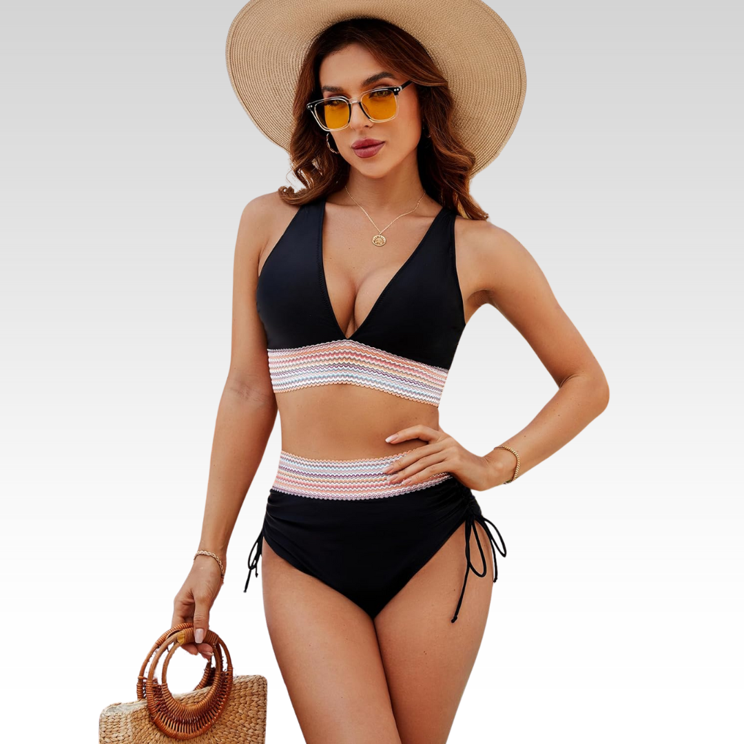 Elara | Dein Bikini, um einen flachen Bauch selbstbewusst zu zeigen