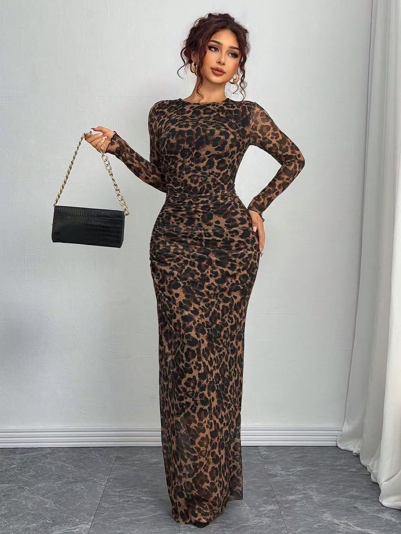 Natalia | Bedrucktes, bequemes, langärmliges Maxikleid im Bodycon-Stil