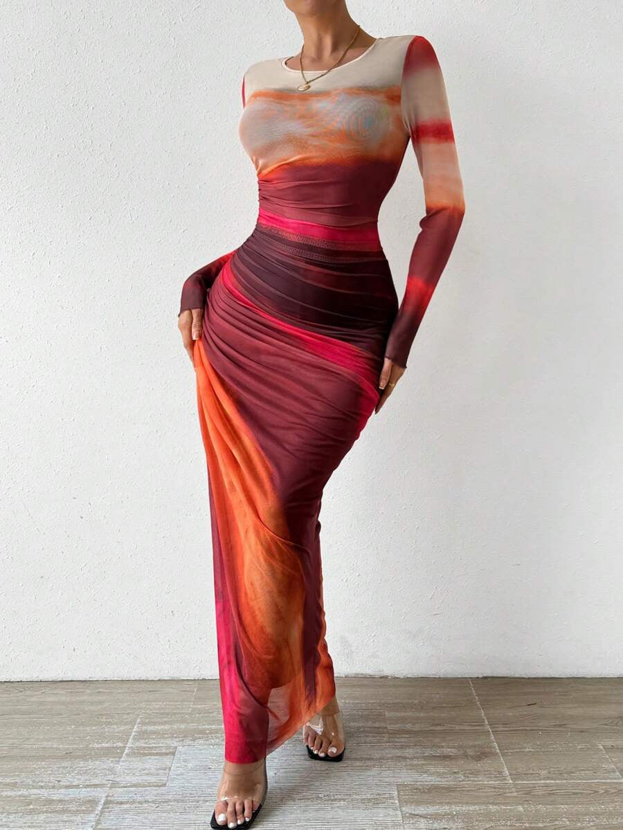 Natalia | Bedrucktes, bequemes, langärmliges Maxikleid im Bodycon-Stil