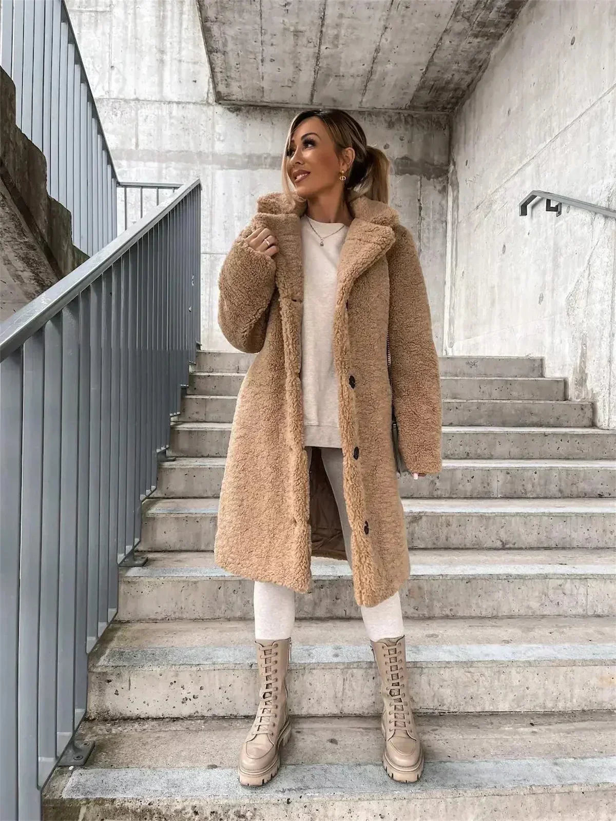 JESSICA | Kuscheliger Teddyfell-Mantel