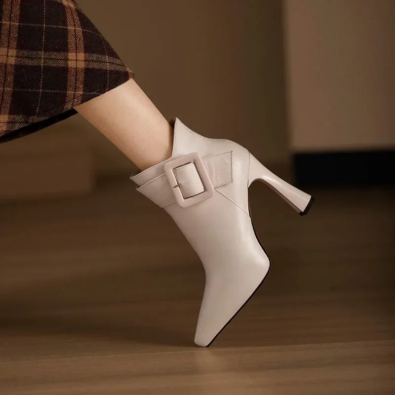 Yolanda | Aveline Stiefeletten mit Schnalle