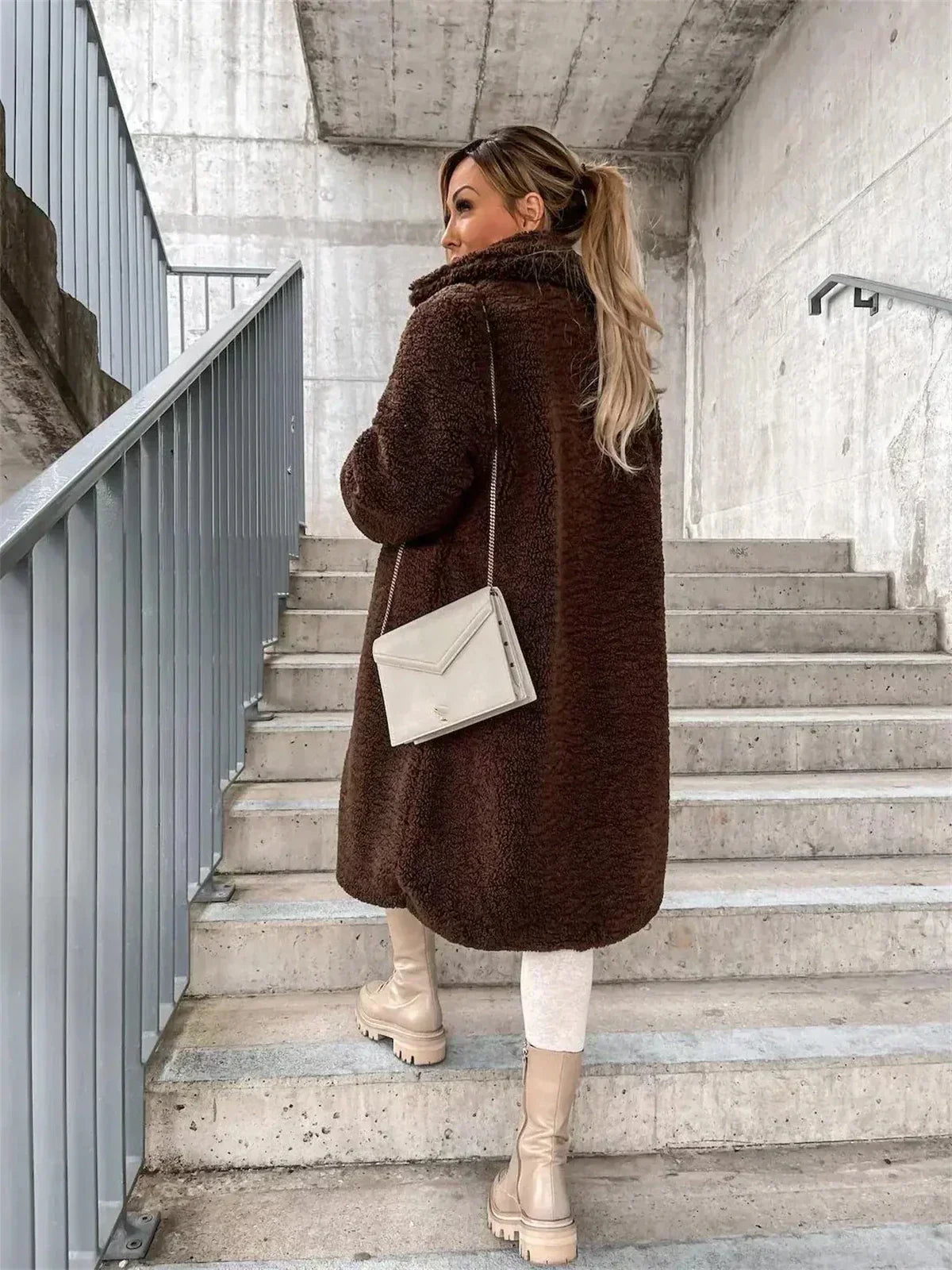 JESSICA | Kuscheliger Teddyfell-Mantel