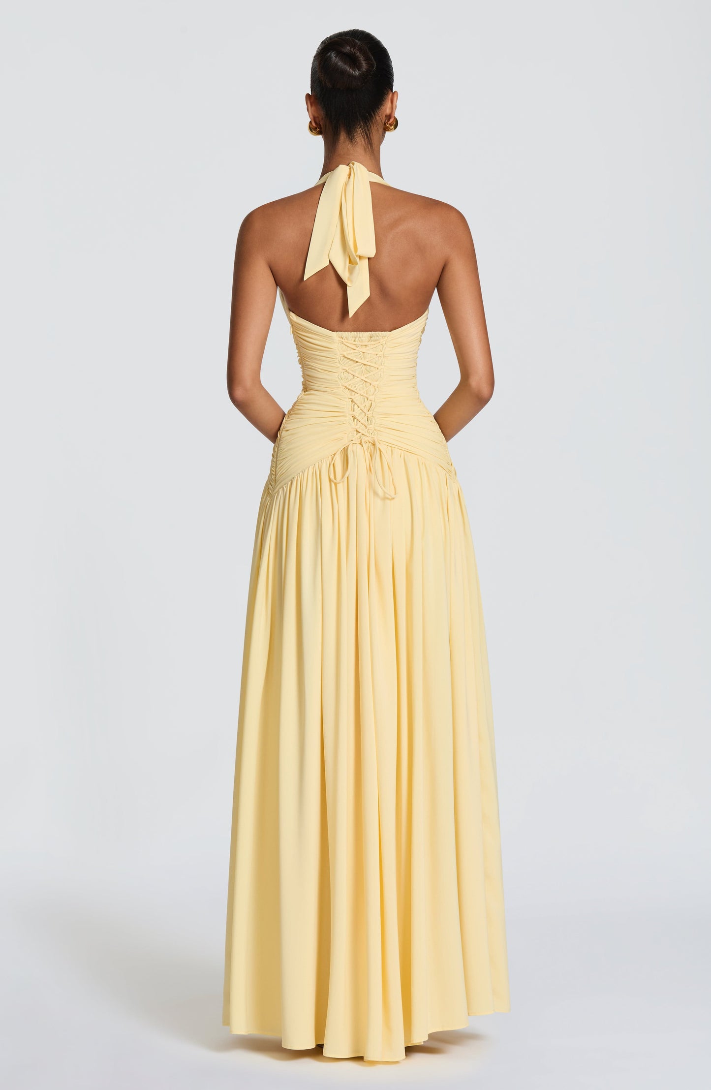 Kleid Martina™ | Fließende Eleganz mit Neckholder-Ausschnitt