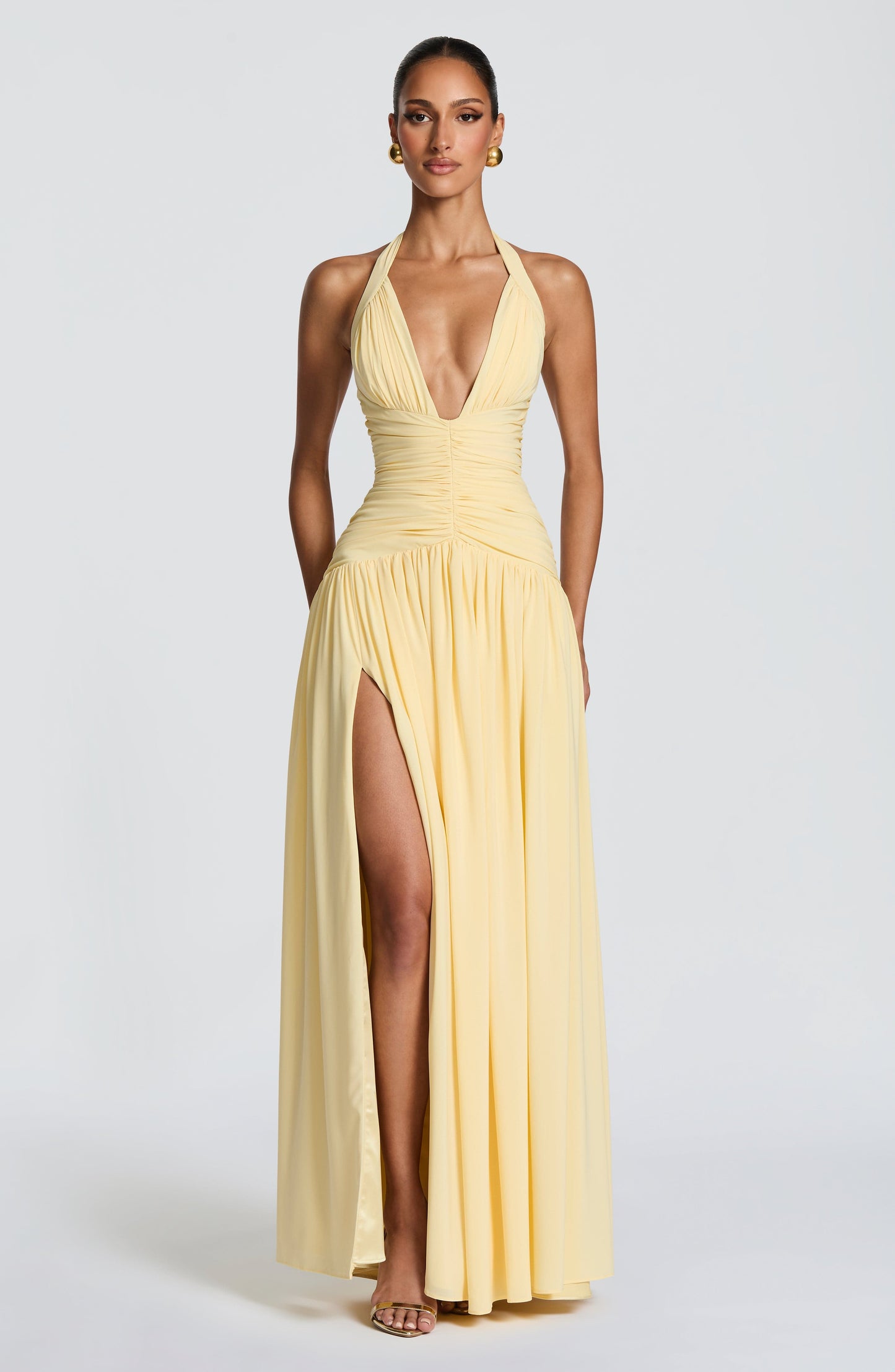Kleid Martina™ | Fließende Eleganz mit Neckholder-Ausschnitt