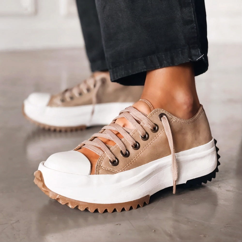 Elina Bequeme Schuhe mit klobigem Absatz aus Canvas im urbanen Stil