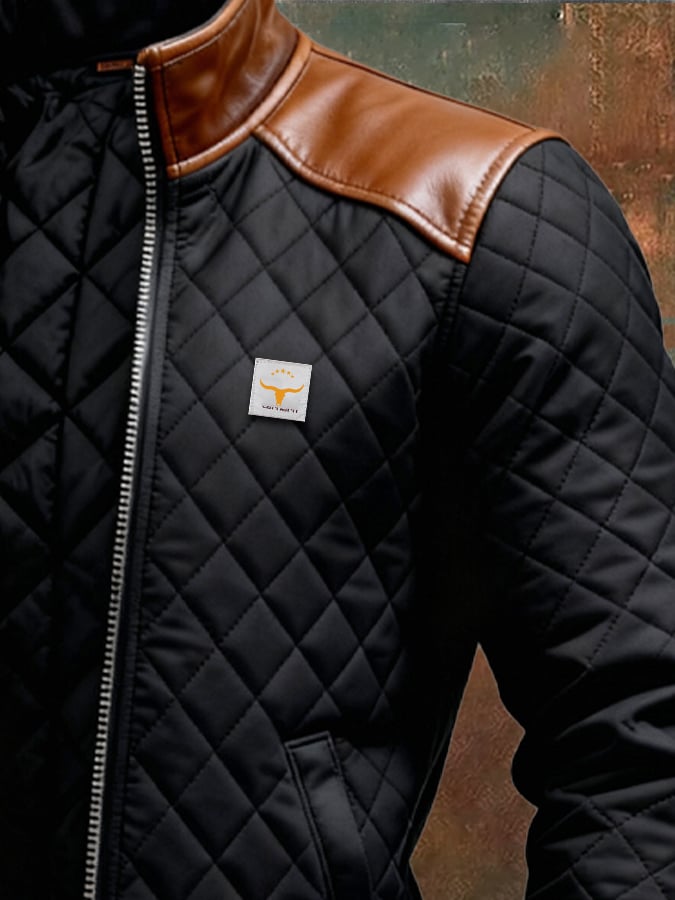 SCHWARZE JACKE AUS KUNSTLEDER MIT KUNSTSCHULTERN