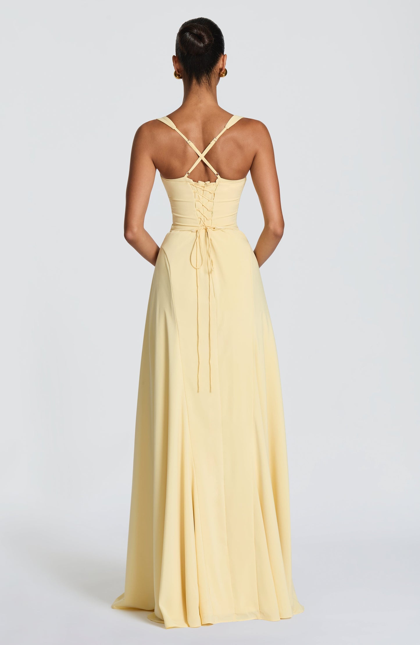 Leire™ Kleid | Fließende Eleganz mit Herz-Ausschnitt