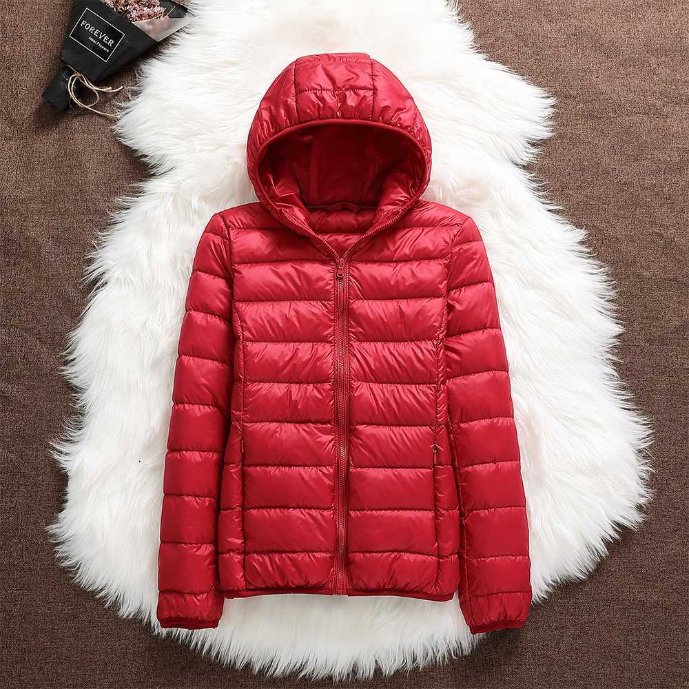 Yasmina | Neue wasserdichte Jacke mit Füllung