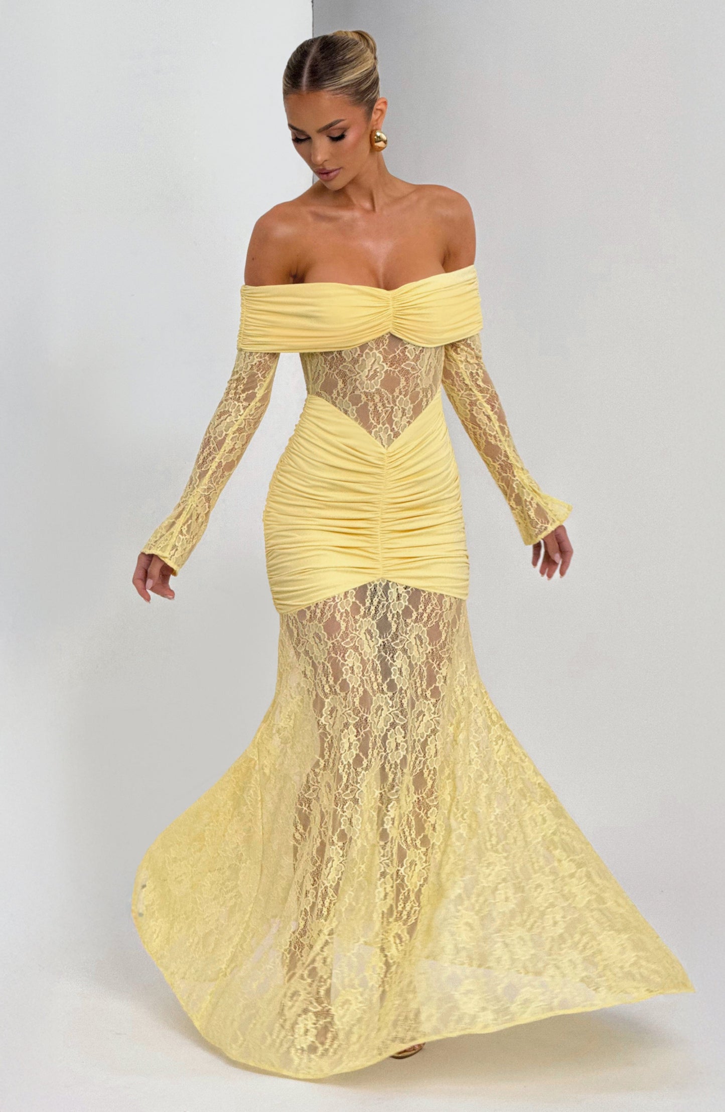Kleid Libra™ | Raffinierte Eleganz mit Spitze und Drapierung